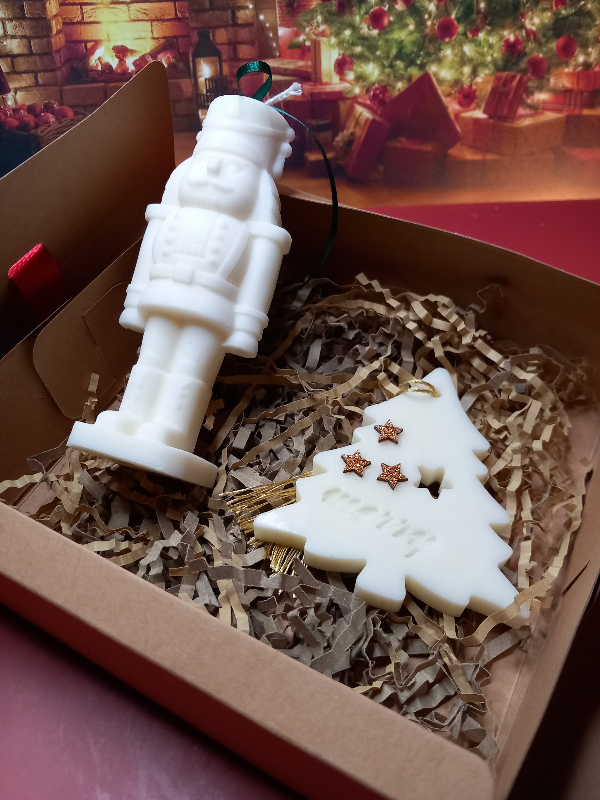 Christmas Box 1 - Image 4