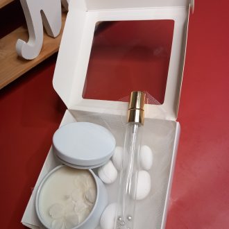 Μπομπονιέρα "Scented Luxury" - Σετ Αρωματικό Κερί & Spray Χώρου